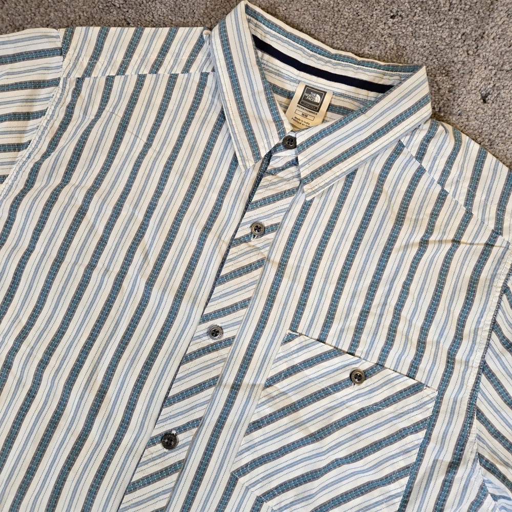 The North Face‎ Shirt Mens Medium Blue Striped Short Sleeve Button Up